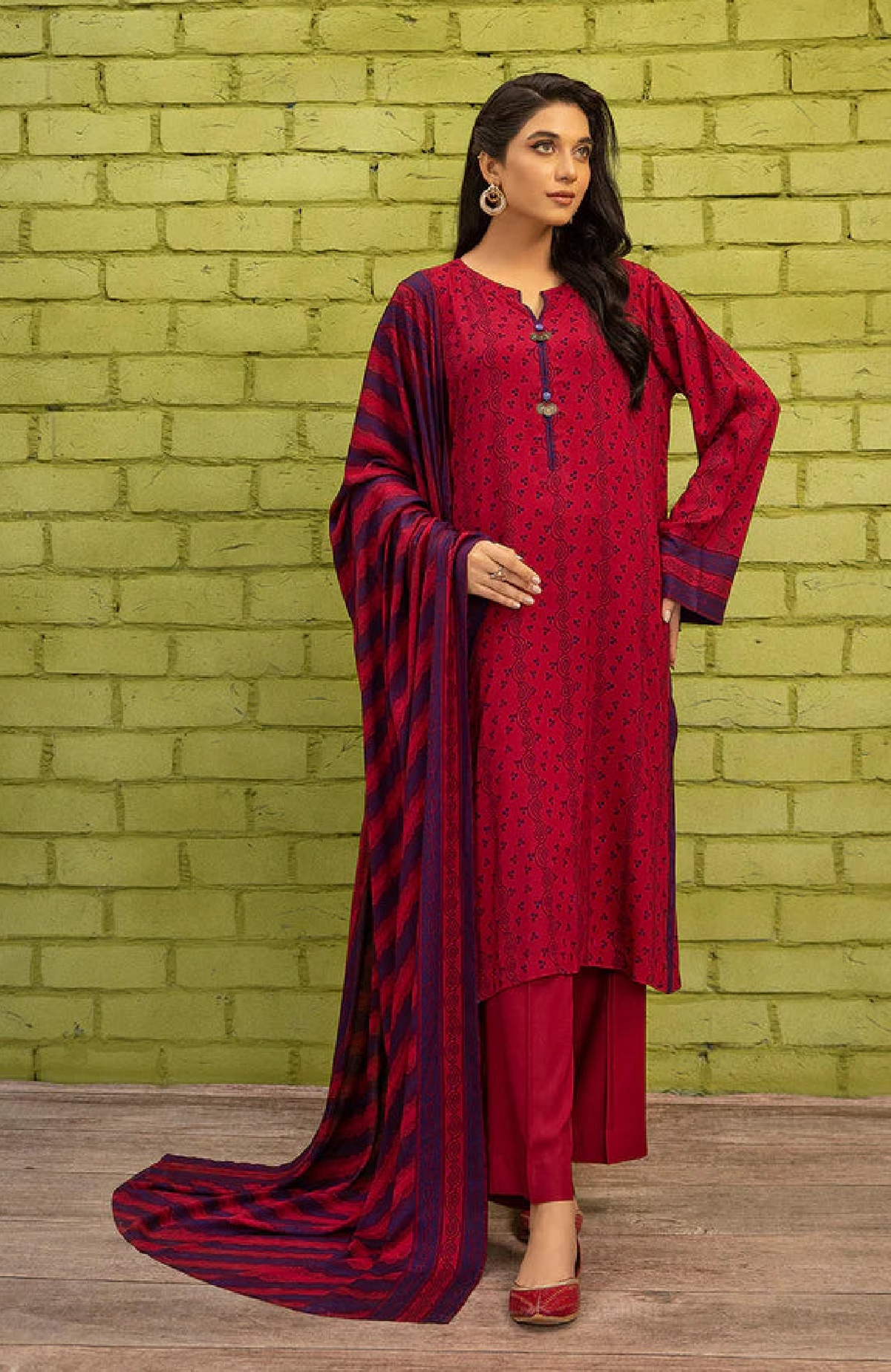Nishat Inspired Unstitched 3 Piece Printed Lawn