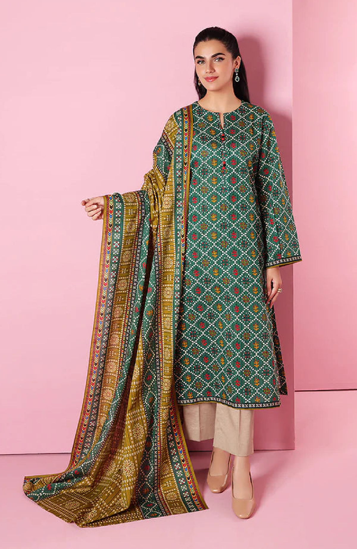 Nishat Unstitched Lawn Suit – Printed 3 Piece