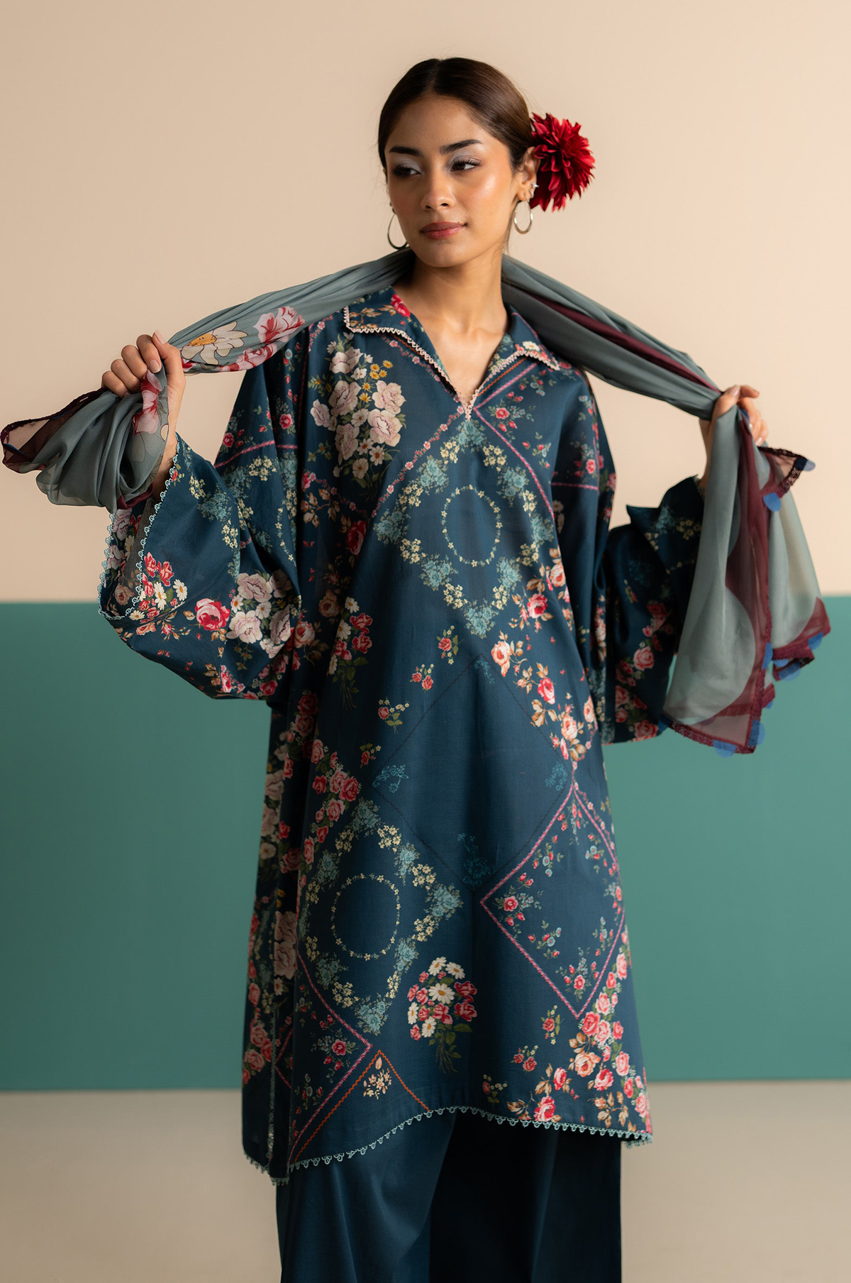 Zara Shahjahan – Deep Teal Vintage Floral Printed Lawn 3 Piece Suit
