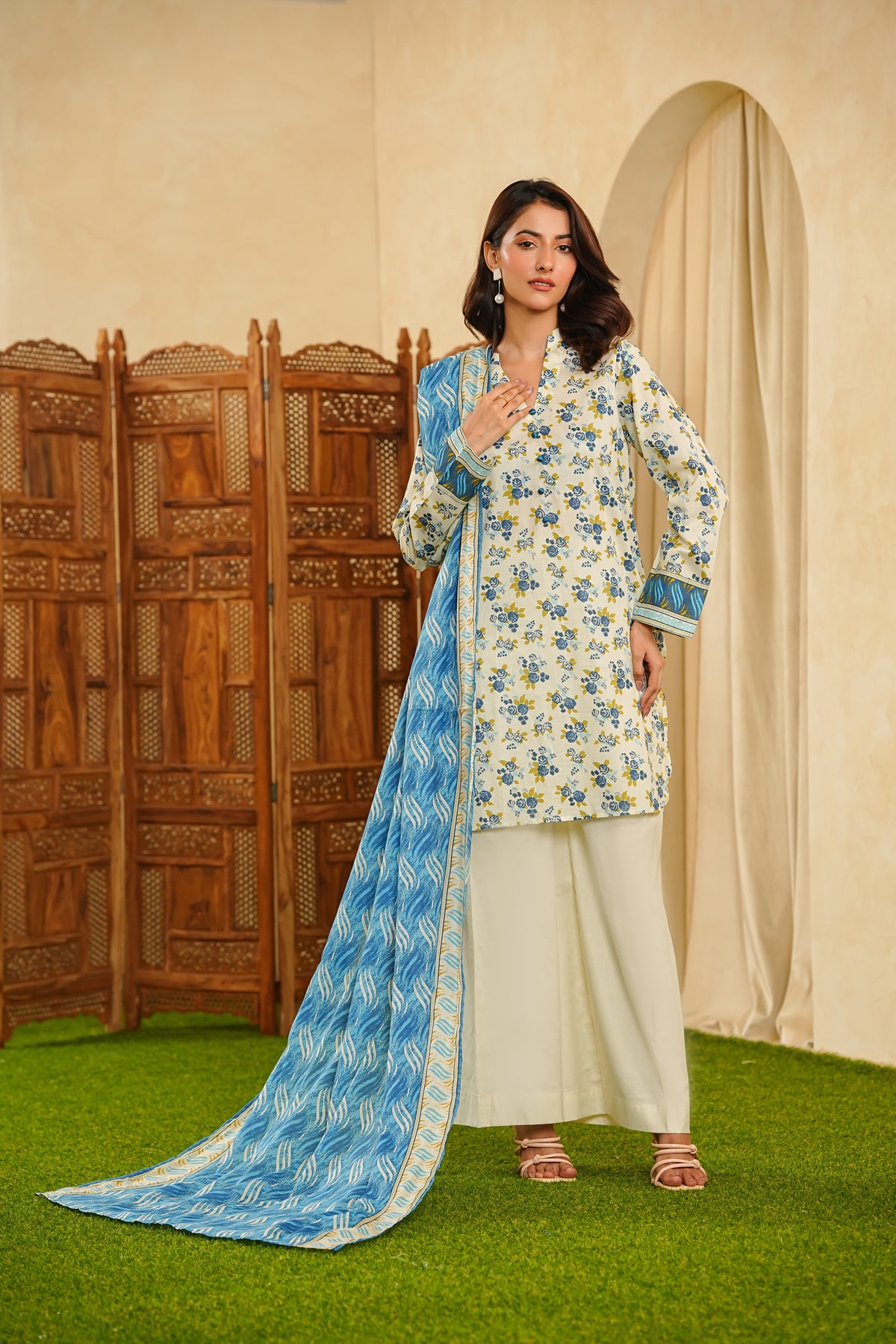 Khaadi Printed Lawn - SS2573A